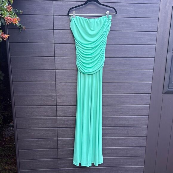 Elegant Mint Green Strapless Jumpsuit - Julien Chang - NWOT - Size Medium - Picture 1 of 3